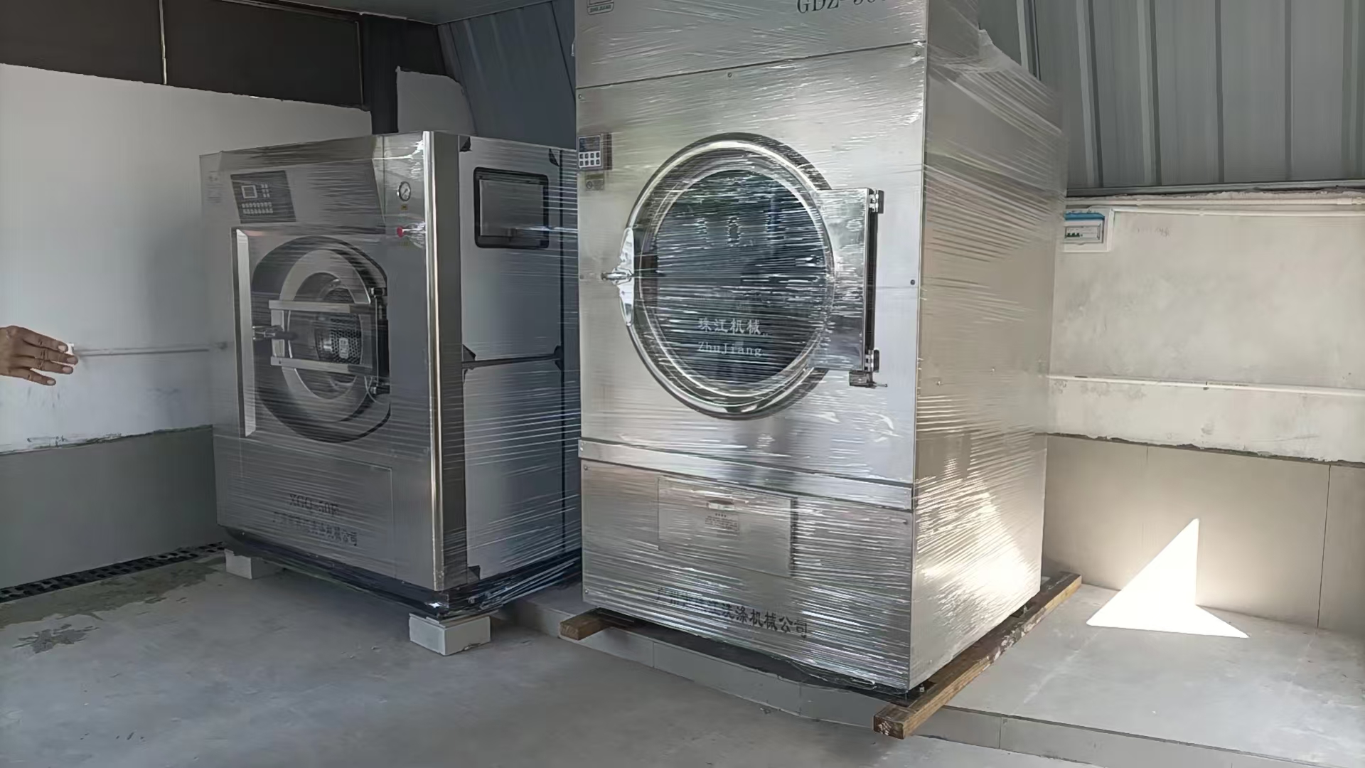 度假村洗衣房布局難題?30年源頭工廠教你用工業洗脫洗衣機實現高效節能規劃